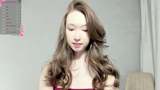  luna 022 online show from March 21, 2025, 4:40 pm