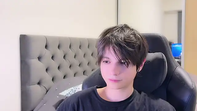 SasukeUhchiaa online show from January 6, 2025, 12:05 am