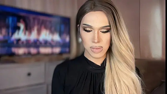 Ts glamxxxx online show from April 1, 2026, 1:30 am