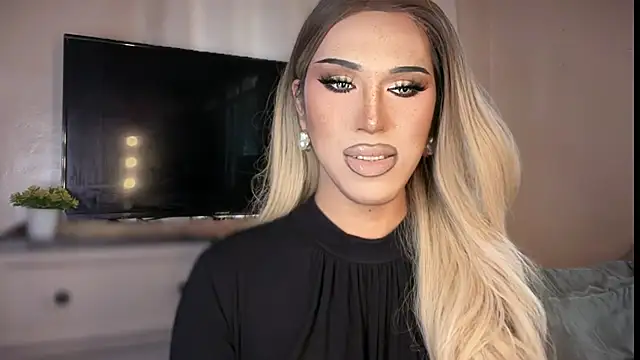 Ts glamxxxx online show from March 8, 2026, 1:11 am