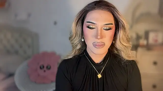 Ts glamxxxx online show from October 29, 2025, 12:09 am