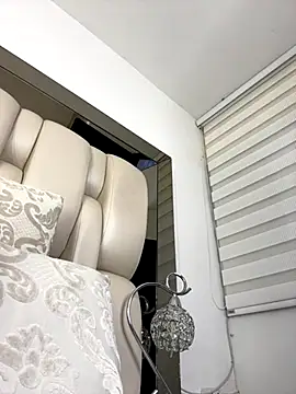 Snapshot of ALISSON_FOXXX1 chatting on November 16, 2025, 12:54 pm ALISSON FOXXX1 online show from November 16, 2025, 12:54 pm