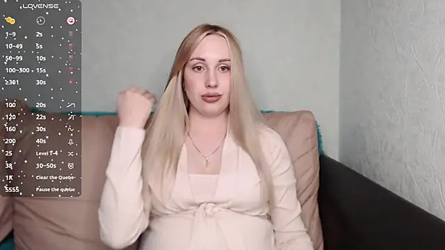 Snapshot of Monika_bae chatting on October 10, 2025, 12:50 pm Monika bae online show from October 10, 2025, 12:50 pm