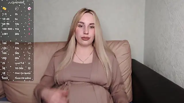 Snapshot of Monika_bae chatting on October 31, 2025, 1:41 pm Monika bae online show from October 31, 2025, 1:41 pm