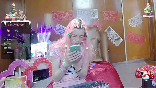 Skinygirl online show from February 4, 2025, 2:07 am