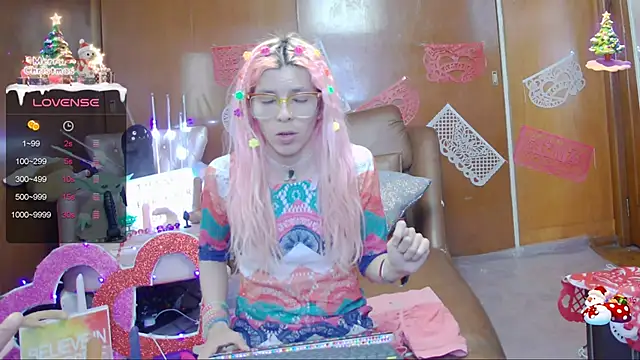 Skinygirl online show from February 6, 2025, 11:04 pm