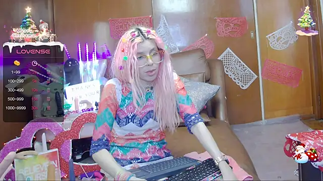 Skinygirl online show from February 7, 2025, 2:08 am