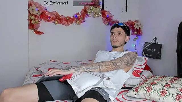 steve latin online show from November 21, 2025, 5:23 pm