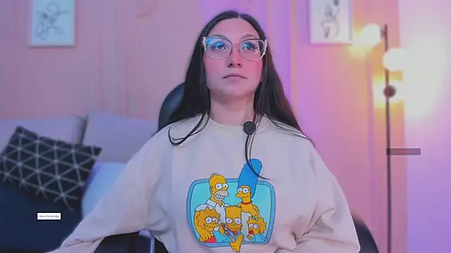 lucy neil online show from April 17, 2026, 2:36 am