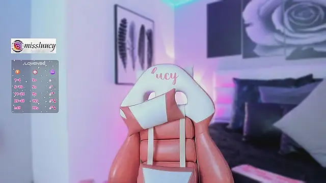 lucy neil online show from September 29, 2025, 7:08 pm