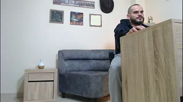 Snapshot of cowboyht chatting on March 30, 2026, 9:27 pm cowboyht online show from March 30, 2026, 9:27 pm