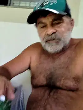 Snapshot of Peludo173317 chatting on March 2, 2026, 6:26 pm Peludo173317 online show from March 2, 2026, 6:26 pm