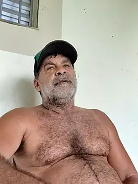 Snapshot of Peludo173317 chatting on February 25, 2026, 6:30 pm Peludo173317 online show from February 25, 2026, 6:30 pm