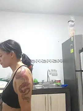girl tits online show from September 19, 2025, 9:30 pm