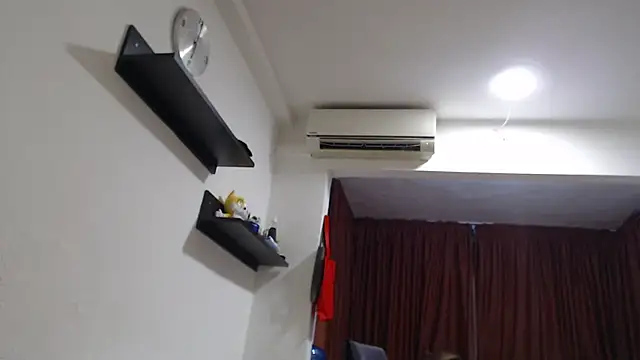 Snapshot of OnlySolovicio chatting on March 15, 2026, 9:11 pm OnlySolovicio online show from March 15, 2026, 9:11 pm