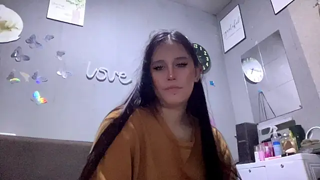 MeganTheRarest online show from February 5, 2026, 7:10 pm