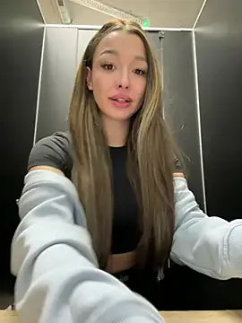 barbiehumpxxx online show from April 3, 2026, 11:55 pm