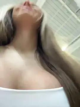 Snapshot of barbiehumpxxx chatting on March 5, 2025, 11:16 pm barbiehumpxxx online show from March 5, 2025, 11:16 pm