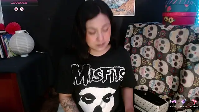 AbsentaVert online show from November 26, 2025, 12:16 pm