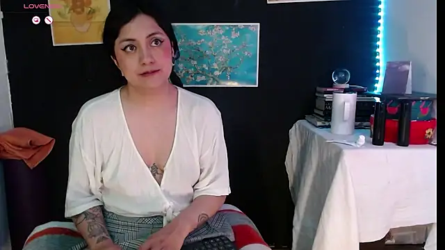 AbsentaVert online show from April 10, 2026, 9:55 pm