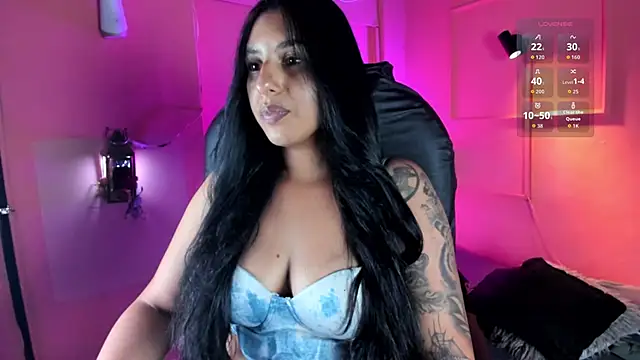 Snapshot of Desipleasure chatting on April 23, 2026, 8:32 pm Desipleasure online show from April 23, 2026, 8:32 pm