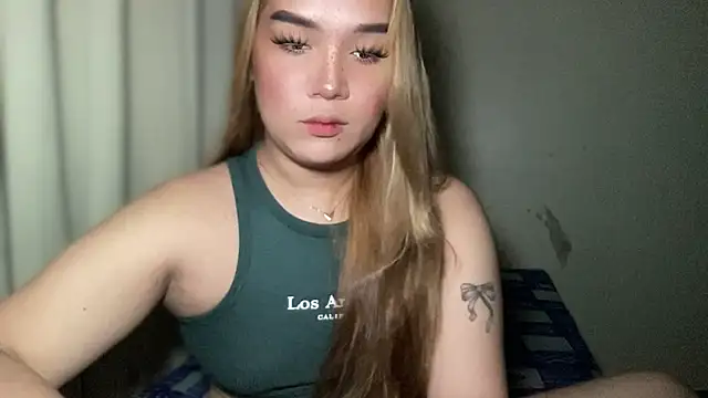 MissCataleyaxxx online show from February 6, 2025, 4:10 am
