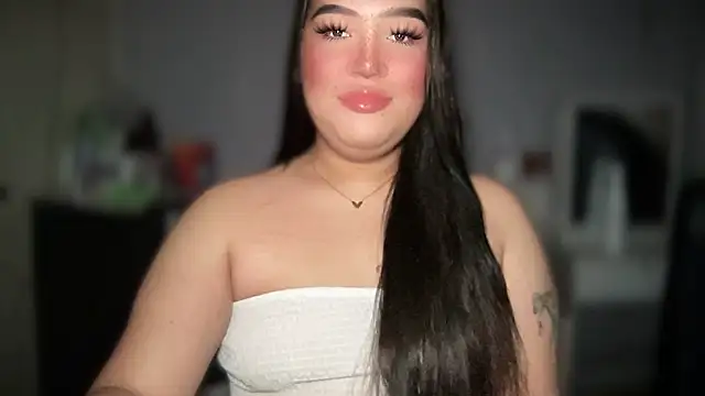 MissCataleyaxxx online show from November 10, 2025, 11:43 pm