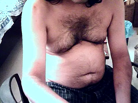 aksxi1 online show from November 9, 2025, 4:27 am