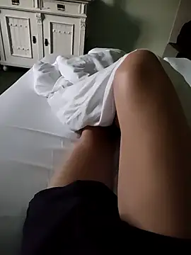 Snapshot of kiam471 chatting on October 19, 2025, 5:32 am kiam471 online show from October 19, 2025, 5:32 am