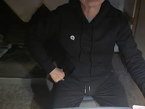 Snapshot of kiam471 chatting on March 12, 2025, 6:53 pm kiam471 online show from March 12, 2025, 6:53 pm