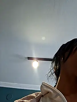 Doll Loren online show from January 19, 2026, 2:54 pm