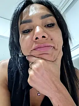 Doll Loren online show from October 10, 2025, 3:51 am