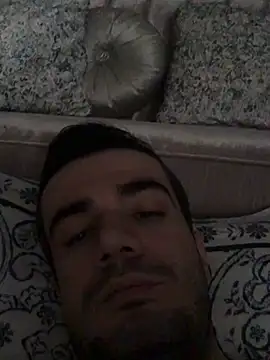 boyygirlls online show from February 1, 2025, 9:32 am