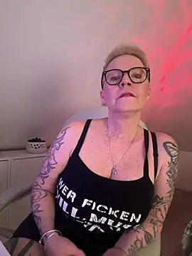 German Milf online show from February 8, 2026, 1:53 pm