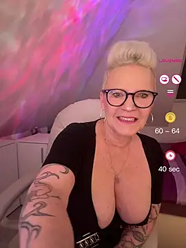 Snapshot of German_Milf chatting on May 21, 2026, 1:19 pm German Milf online show from May 21, 2026, 1:19 pm