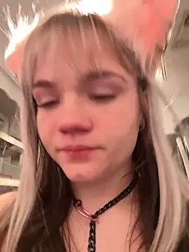 Snapshot of Cutiepiespanks chatting on November 30, 2025, 6:25 am Cutiepiespanks online show from November 30, 2025, 6:25 am