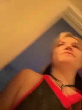 Snapshot of Cutiepiespanks chatting on October 26, 2025, 6:52 pm Cutiepiespanks online show from October 26, 2025, 6:52 pm