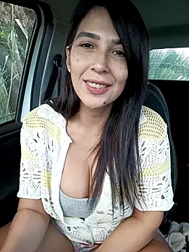 Cataleya80 online show from November 17, 2025, 11:36 am