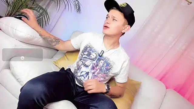 Snapshot of Tim_wolf chatting on March 4, 2026, 10:06 pm Tim wolf online show from March 4, 2026, 10:06 pm