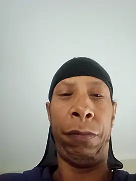 Vybezmaster online show from November 18, 2025, 8:23 pm