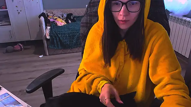 MollyLollipop online show from December 5, 2025, 6:12 am