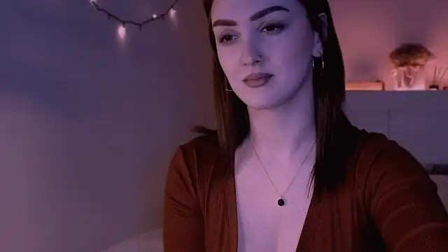LilyFarey online show from January 21, 2025, 8:54 pm