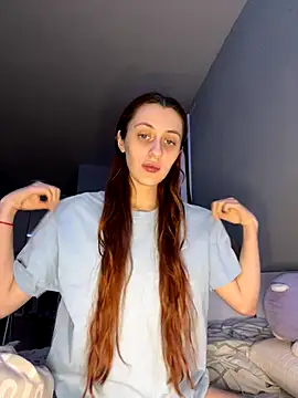 Uniarten online show from November 26, 2025, 8:20 pm