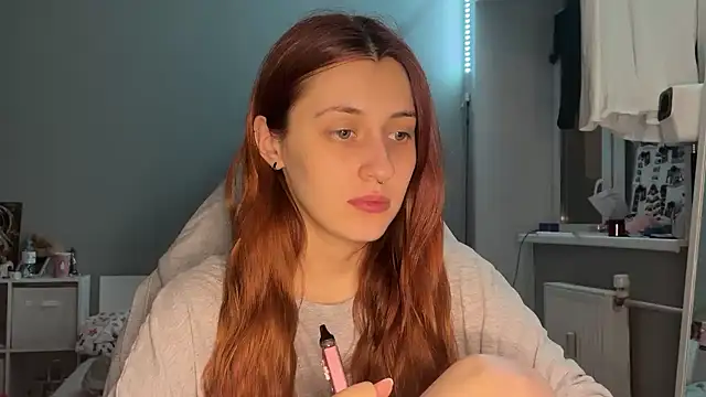 Uniarten online show from October 11, 2025, 6:09 pm