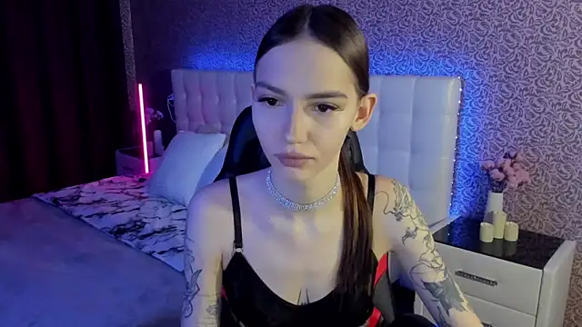 Snapshot of SophieCatty chatting on February 24, 2025, 7:55 am SophieCatty online show from February 24, 2025, 7:55 am