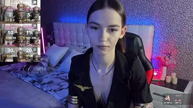 Snapshot of SophieCatty chatting on March 10, 2025, 11:45 am SophieCatty online show from March 10, 2025, 11:45 am