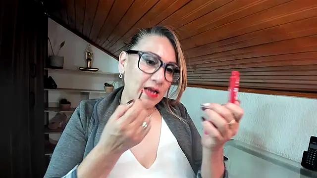 yayita mature online show from April 30, 2026, 9:52 pm
