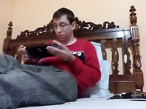 Snapshot of White_rabbit_ chatting on January 26, 2025, 3:25 pm White rabbit online show from January 26, 2025, 3:25 pm