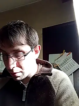 Snapshot of White_rabbit_ chatting on February 6, 2025, 2:58 pm White rabbit online show from February 6, 2025, 2:58 pm