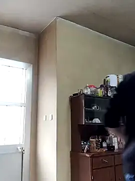 Snapshot of White_rabbit_ chatting on March 7, 2025, 8:34 am White rabbit online show from March 7, 2025, 8:34 am